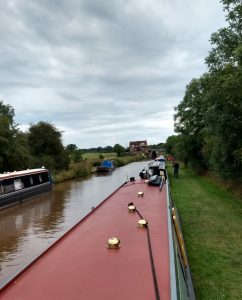 Minshull Lock queue